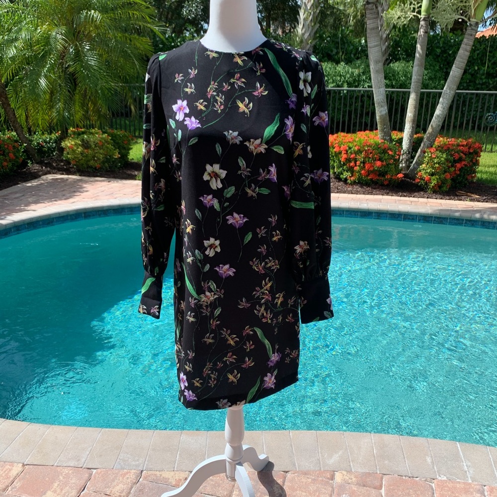 H&M Dress - Picture 2 of 12